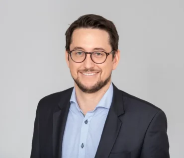 Directeur Eric Marbach